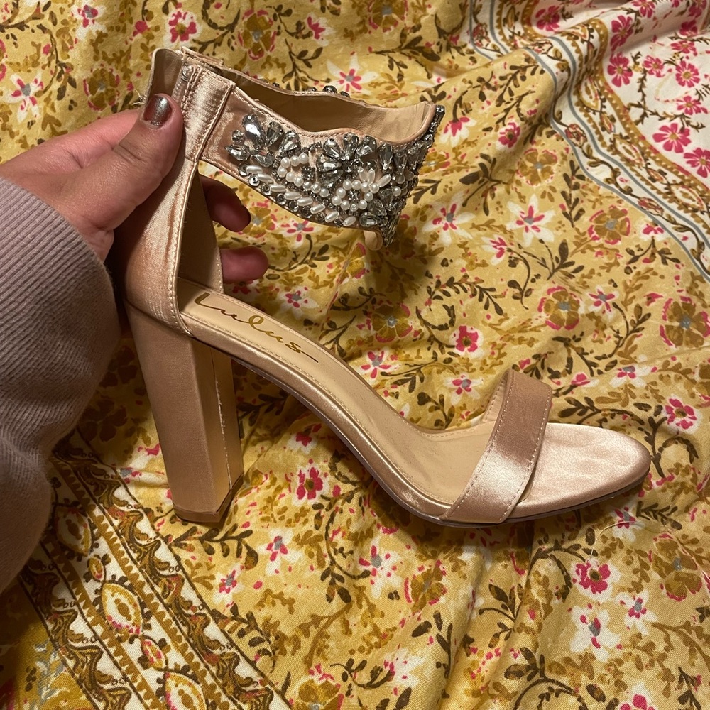 Lulu’s bridesmaid/bridal shoes.